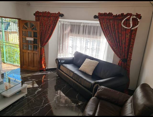 3 BEDROOM HOUSE FOR SALE IN BOSCHDAL